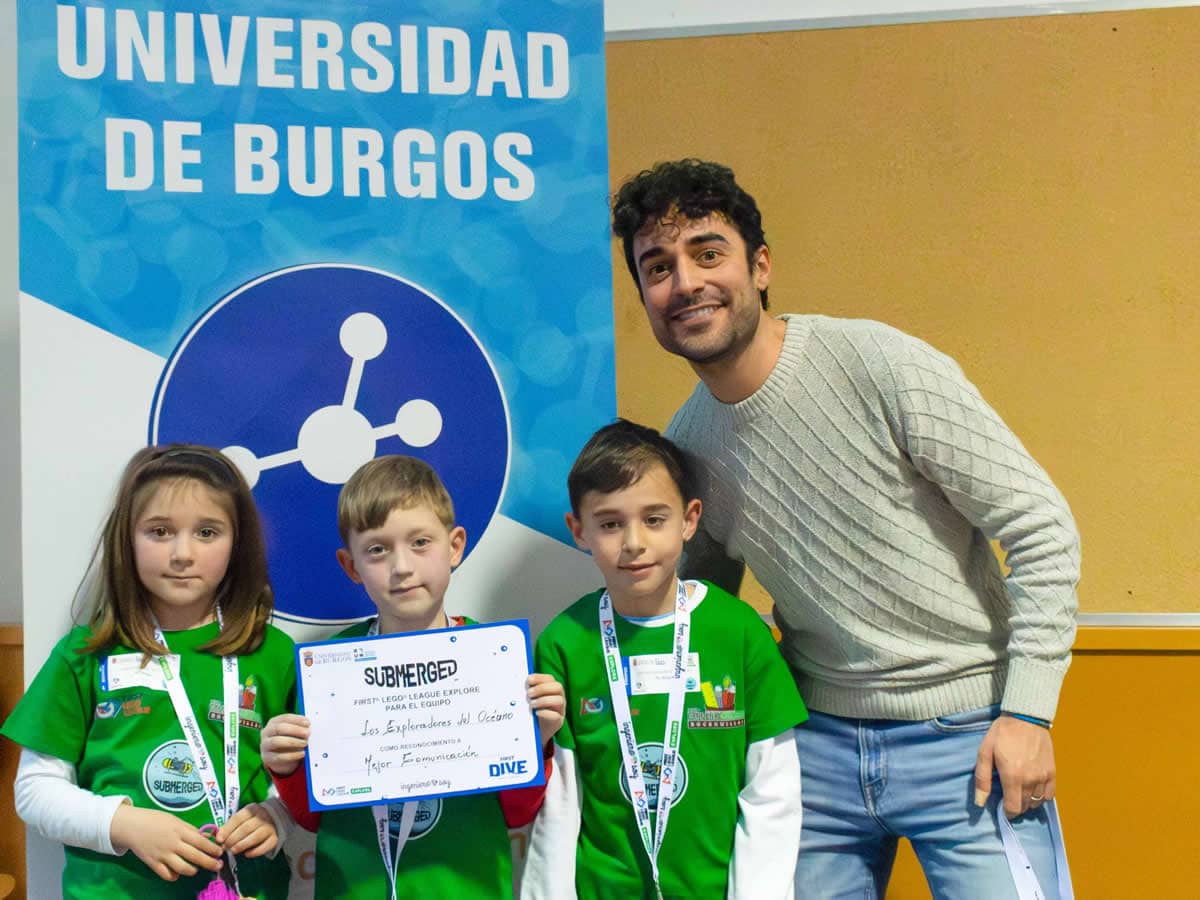 LOS EXPLORADORES DEL OCÉANO