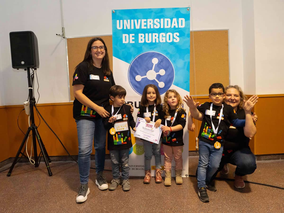 LOS GUARDIANES DEL ARTE