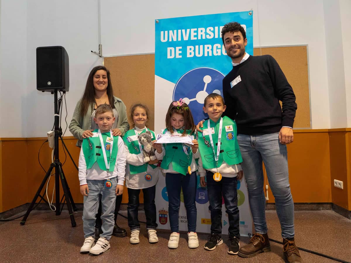 ¡QUÉ TIEMPO TAN FELIZ!